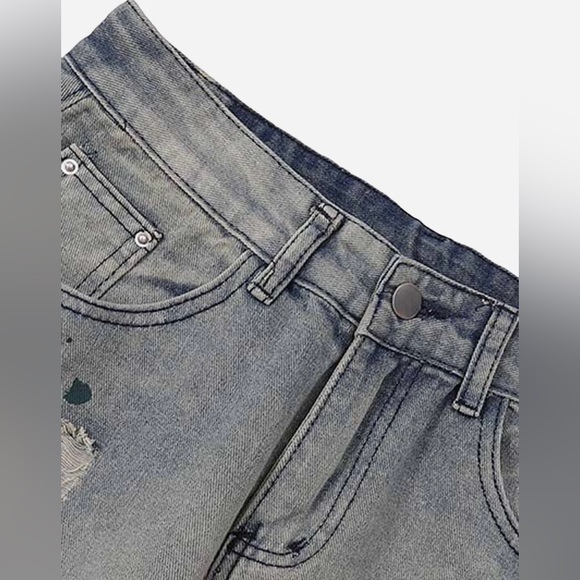 Vintage Ink Splash Washed And Distressed Jeans - Picture 5 of 9